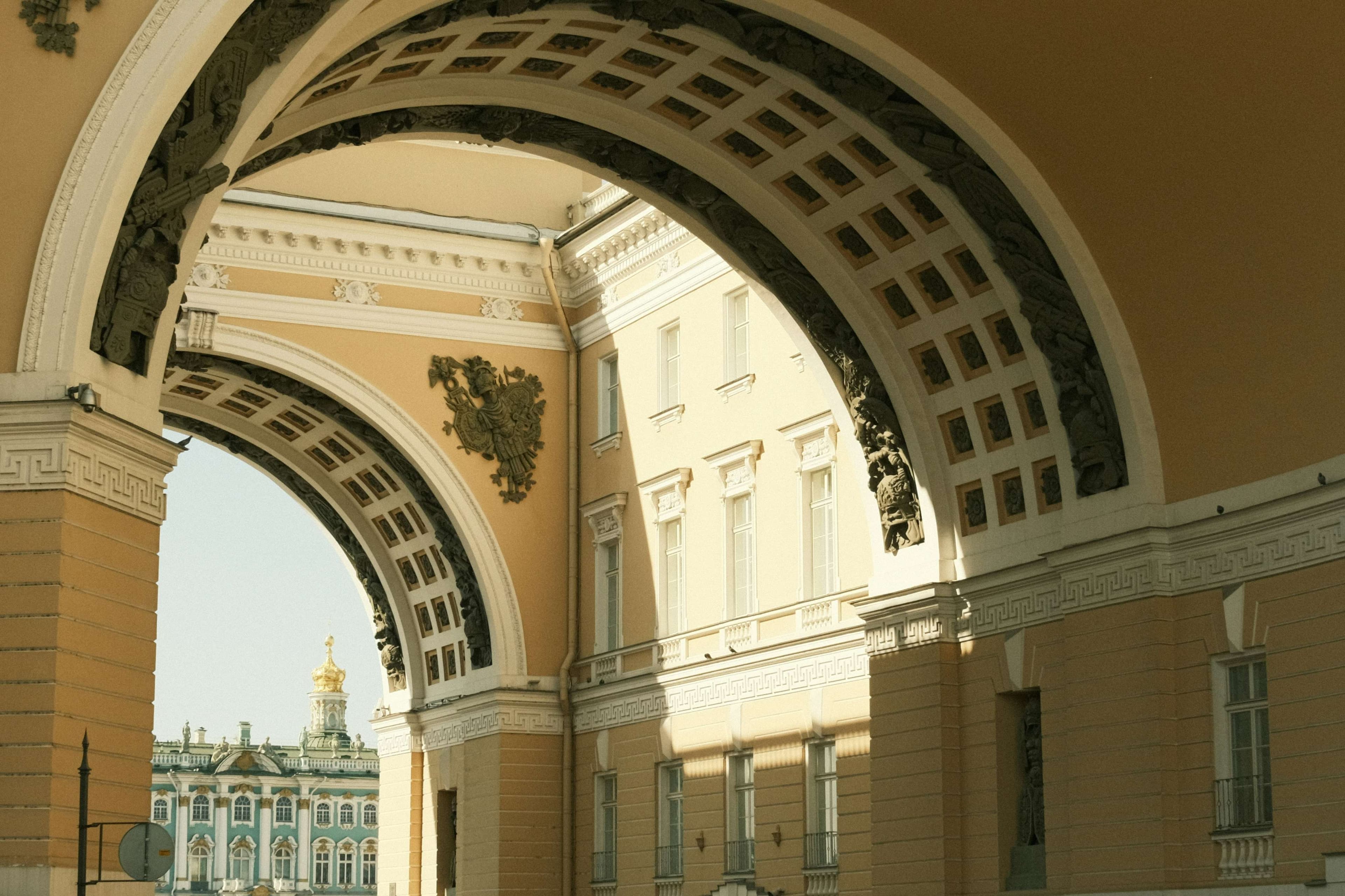 Арка главного штаба — точка маршрута «Знакомство с Петербургом»