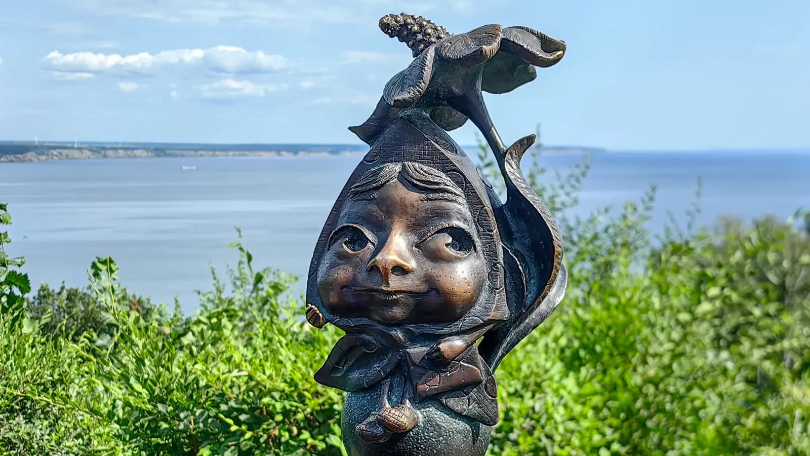 Колобок на смотровой площадке — точка маршрута «Квест Колобка»