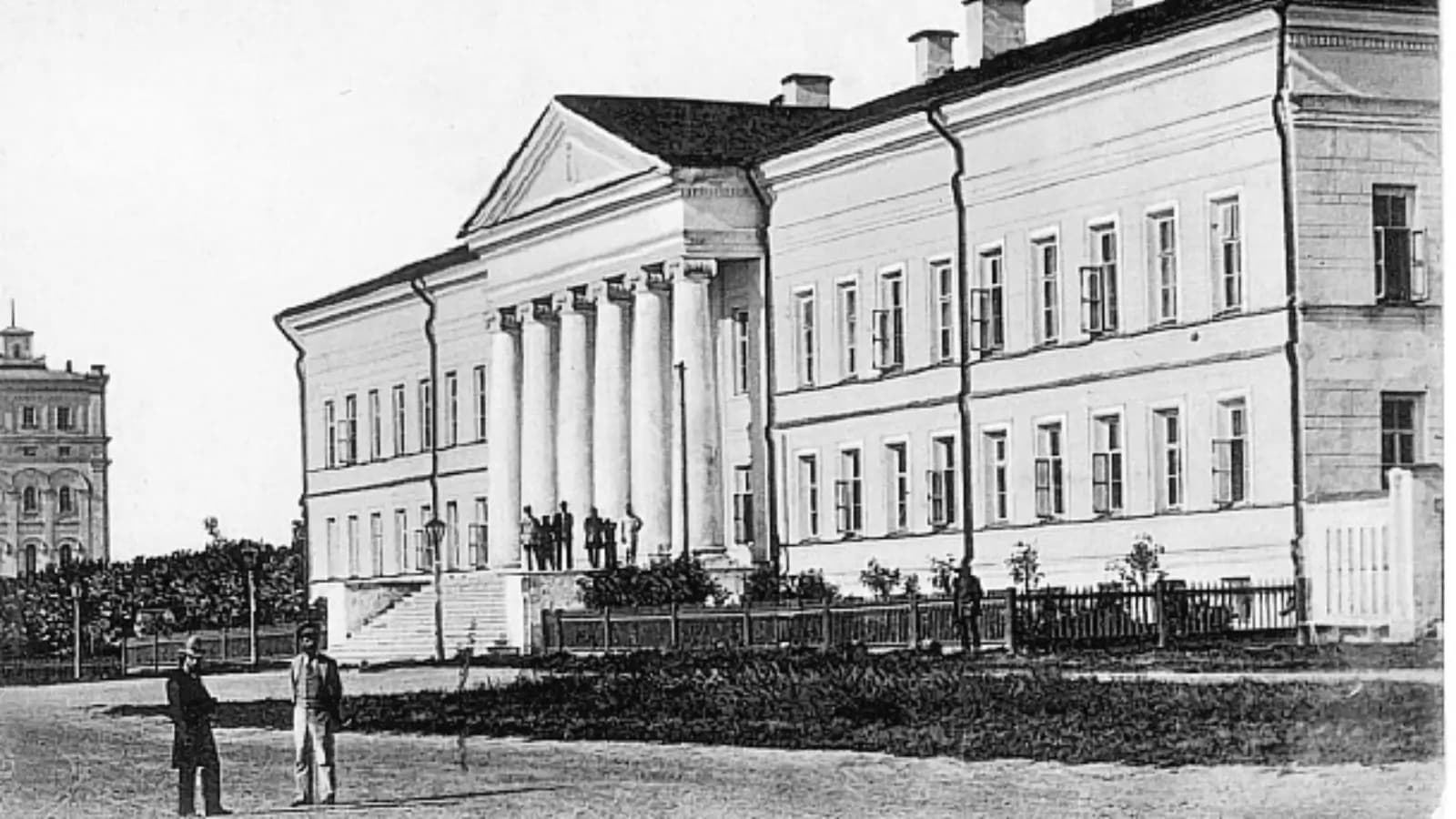Колобок у аграрного университета — точка маршрута «Квест Колобка»
