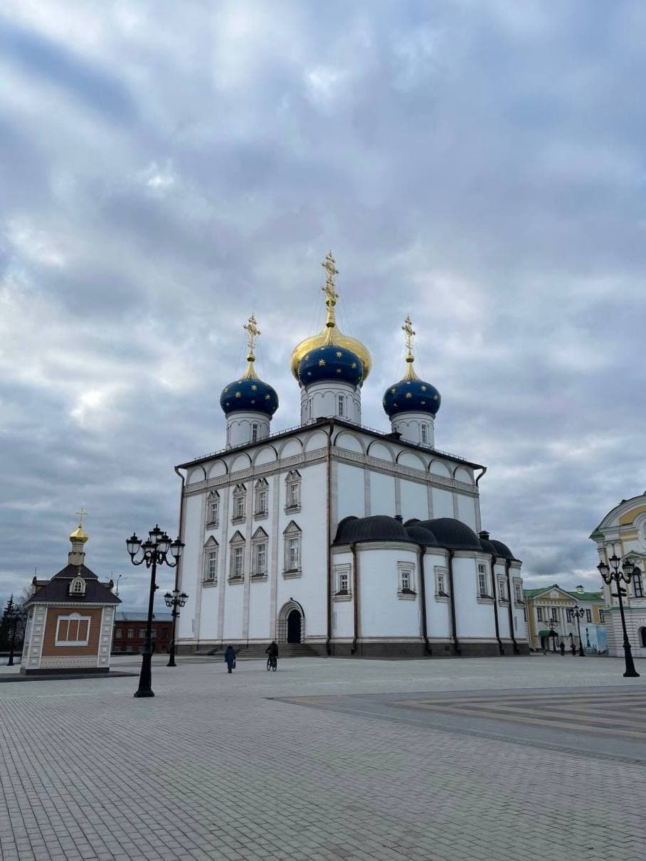 Кафедральный Спасо-Преображенский собор — точка маршрута «Прогулка по Миллионной»