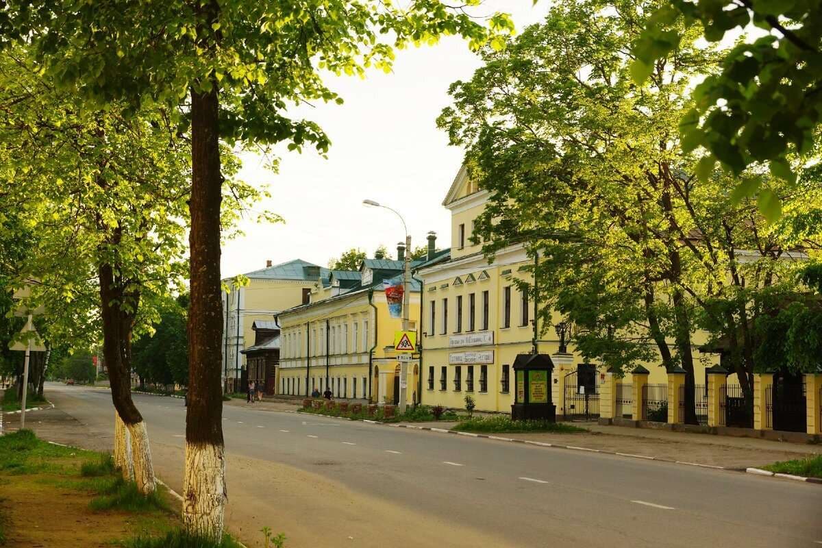 Ленинская улица — точка маршрута «Ростов Великий: по центру города»
