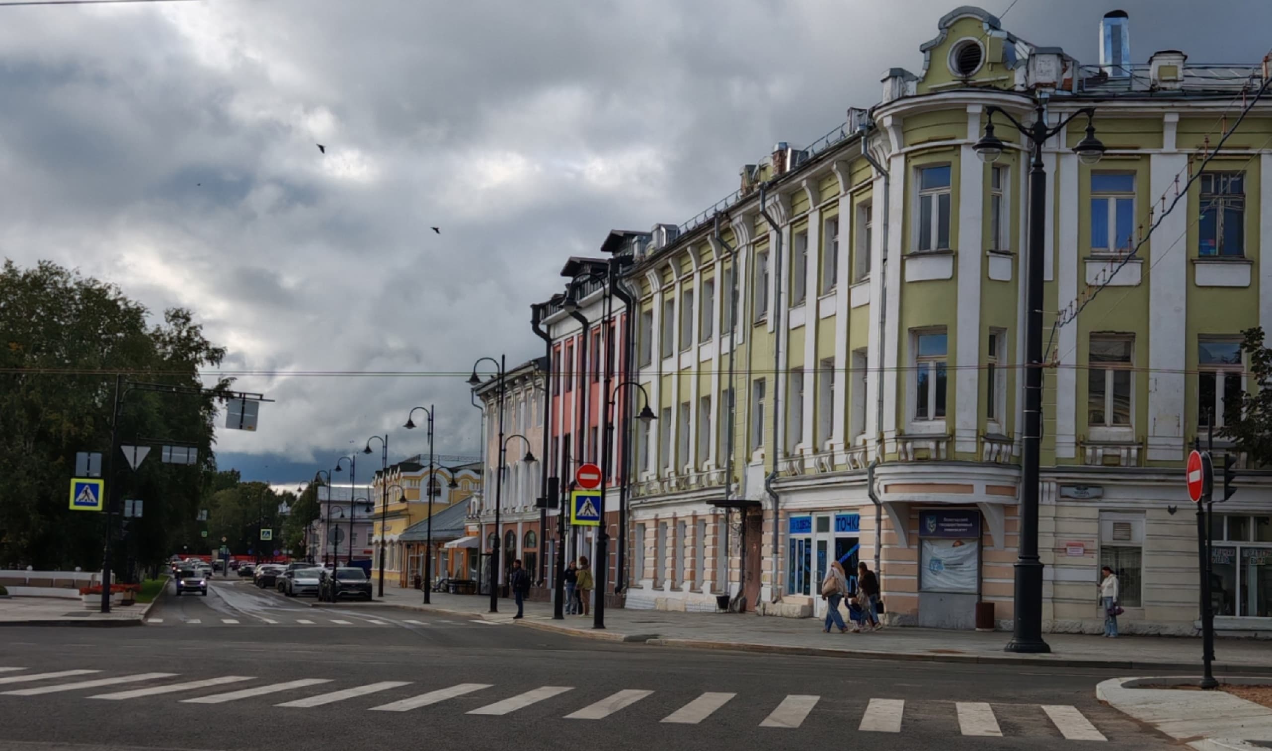 Торговые ряды Проспекта Победы — точка маршрута «Северная столица Ивана Грозного»
