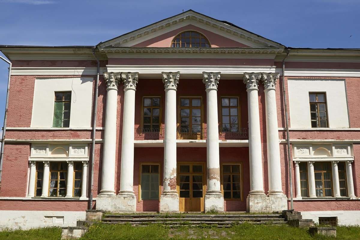 Усадьба Гончаровых — точка маршрута «Русский Версаль»
