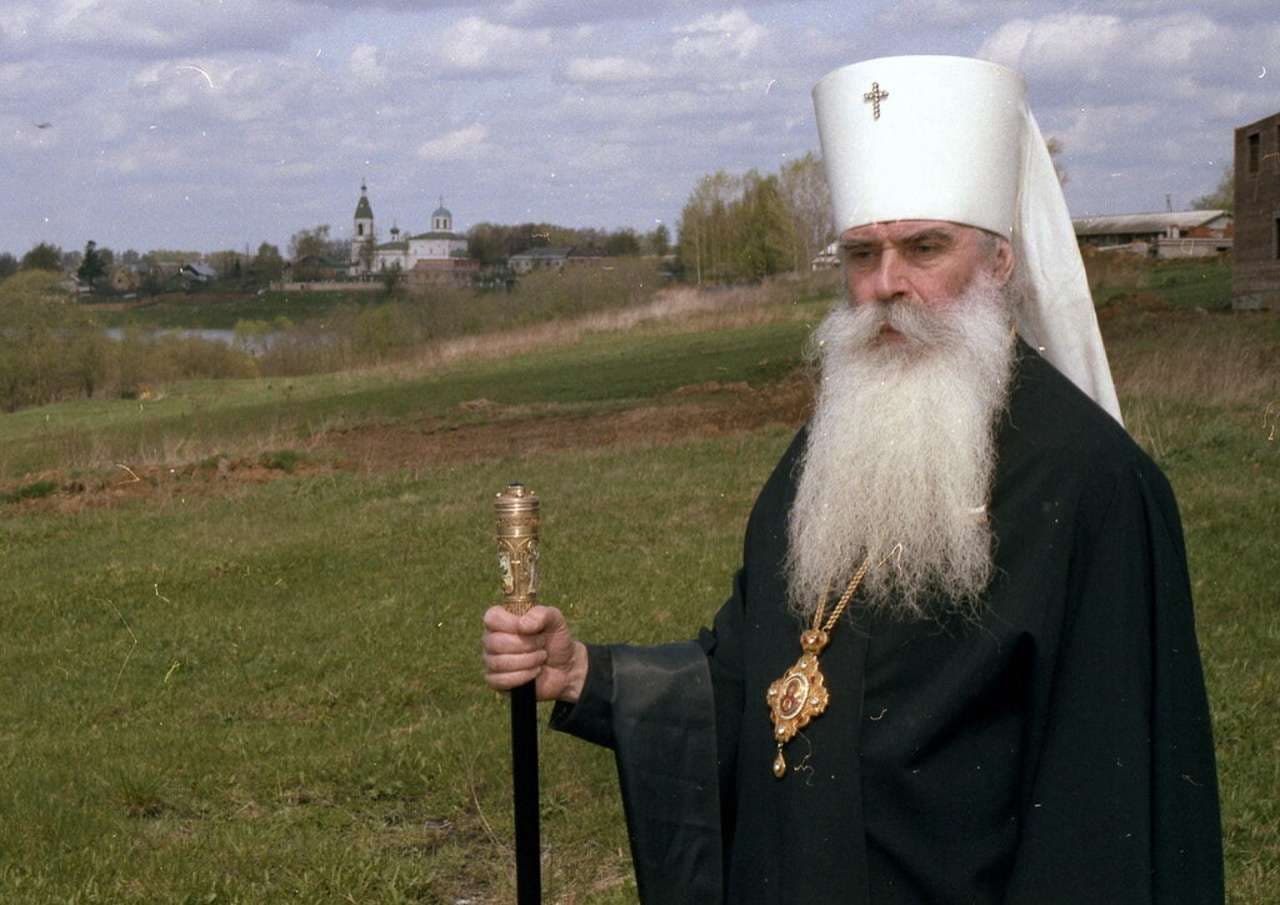 Памятник митрополиту — точка маршрута «Волоколамский кремль»
